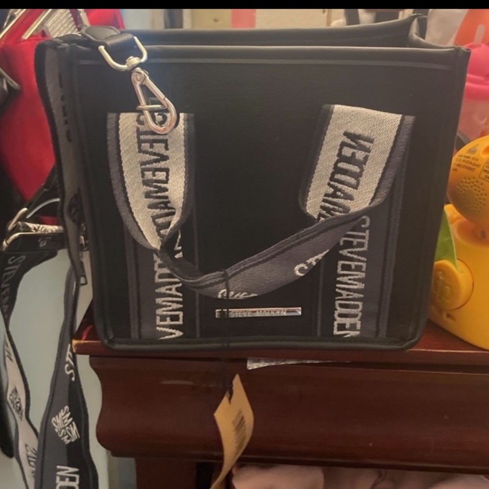 Steve Madden viral bag